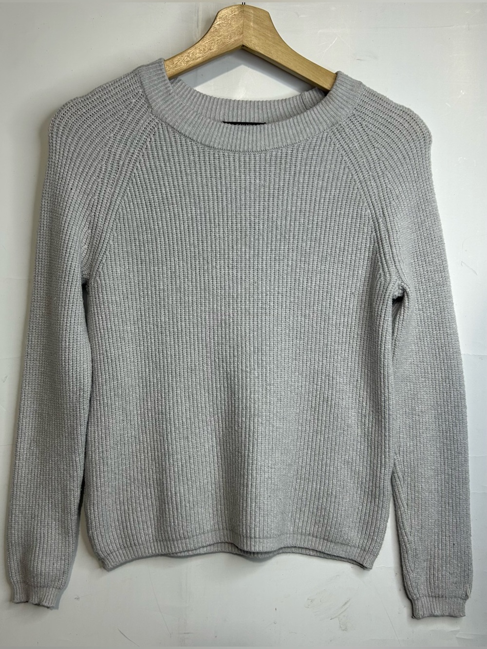 Tahari Grey Knit Sweater XS